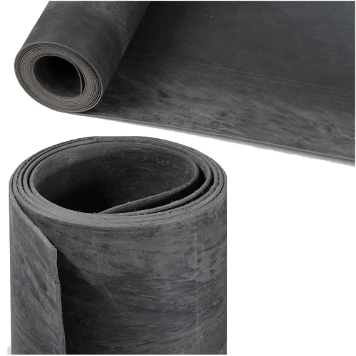 Dwie rolki czarnej gumy izolacyjnej: jedna stojąca w pionie, druga leżąca za nią w poziomie.
