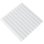 Prostokątny biały panel wygłuszający Basotect o wymiarach 25x50 cm z profilem klinowym.