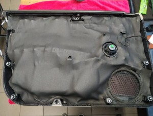 Volkswagen Arteon wygłuszenie drzwi – zdjęcie 9