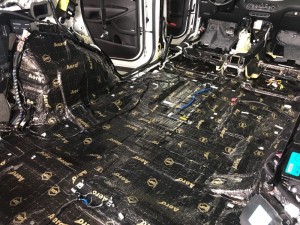 Kia Sorento wygłuszenie podłogi i bagażnika – zdjęcie 1