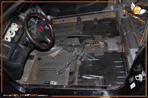 Honda Civic Type R wygłuszenie drzwi, podłogi i bagażnika – zdjęcie 3