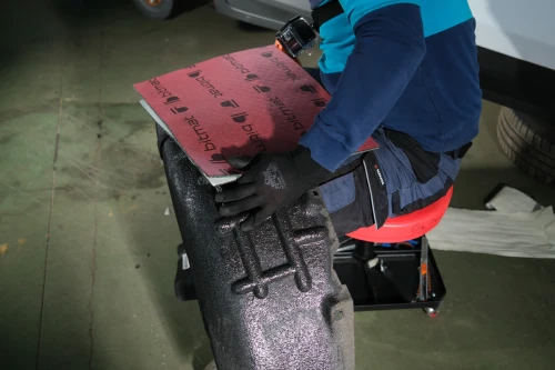 Mata laminat wygłuszający B5s o grubości 5 mm do wyciszania nadkoli filcowych