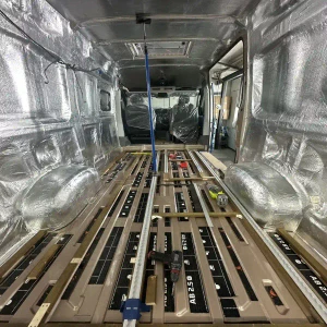 Mata termoizolacyjna z aluminium 25×25cm pianka do izolacji akustycznej i termicznej 3mm 6mm 9mm 19mm – zdjęcie 2