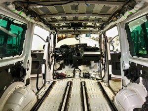 VW T5 wygłuszenie podłogi i dachu – zdjęcie 1