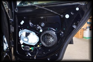 VW Jetta wygłuszenie drzwi – zdjęcie 6