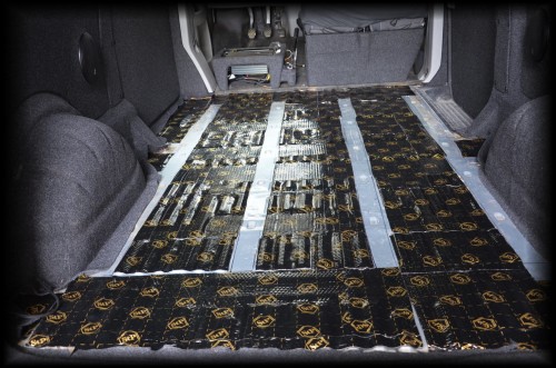 VW T5 wygluszenie podlogi mata butylowa Ab25s