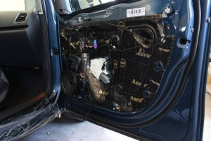 VW Sharan wygłuszenie drzwi i nadkoli – zdjęcie 3