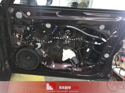 Vw Passat B8 wyciszenie drzwi