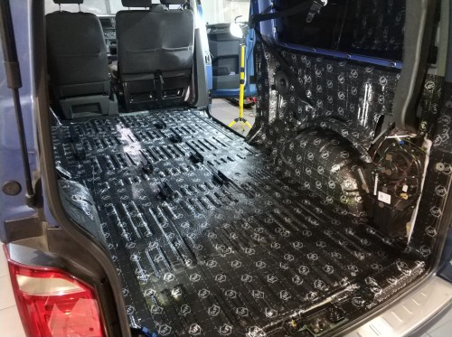 VW T6 Wygluszenie bagaznika Bitmat