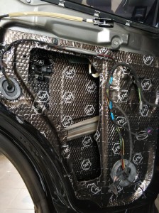 Land Rover Range Rover wygłuszenie drzwi – zdjęcie 4