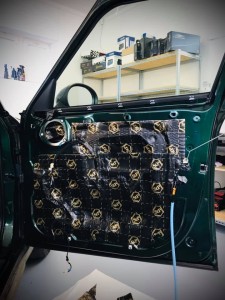 Mini Cooper wygłuszenie drzwi, maski i podłogi – zdjęcie 3