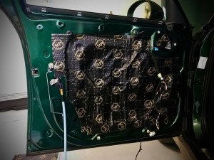 Mini Cooper wygłuszenie drzwi, maski i podłogi – zdjęcie 5