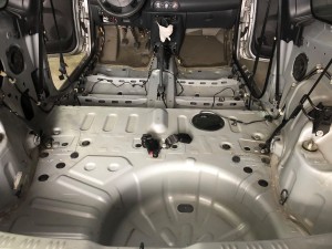 Renault Twingo II wygłuszenie bagażnika i podłogi – zdjęcie 1