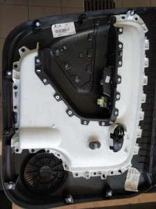 Renault Twingo wygłuszenie drzwi – zdjęcie 8