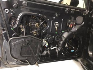 Seat Leon wygłuszenie drzwi – zdjęcie 5