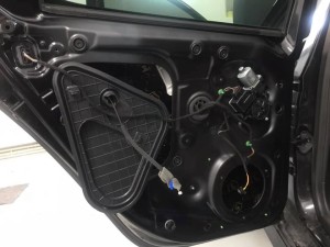 Seat Leon wygłuszenie drzwi – zdjęcie 7