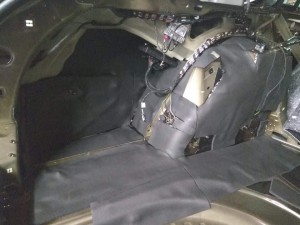 Skoda Superb III wygłuszenie drzwi, bagażnika, nadkoli i maski – zdjęcie 3