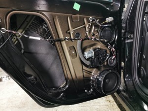 Skoda Octavia RS wygłuszenie drzwi i bagażnika – zdjęcie 5