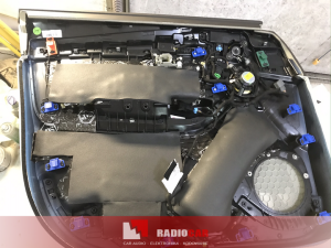 Volvo XC90 wygłuszenie drzwi i bagażnika – zdjęcie 2