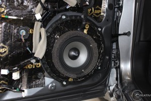 Infiniti Q50 wygłuszenie drzwi – zdjęcie 3