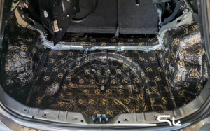 Nissan Qashqai II wygłuszenie drzwi, nadkoli i bagażnika – zdjęcie 10