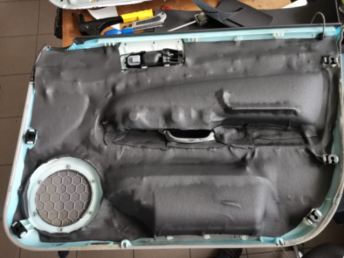 VW Passat B5 boczek druga warstwa pianka memory M5s