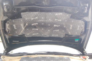 Infiniti QX70 wygłuszenie całego samochodu – zdjęcie 11