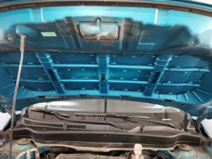 Suzuki Vitara III wygłuszenie maski – zdjęcie 2