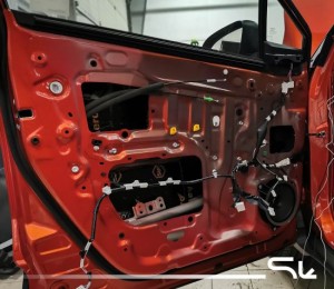 TOYOTA CH-R wygłuszenie całego samochodu – zdjęcie 6
