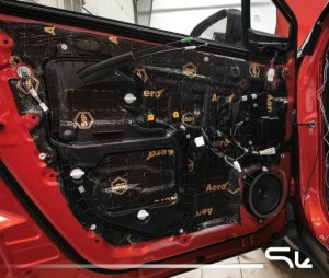 TOYOTA CH-R wygłuszenie całego samochodu – zdjęcie 7