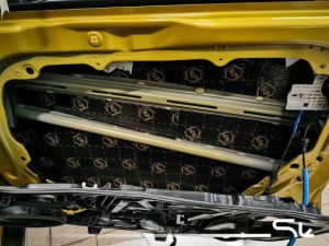 KIA XCeed wygłuszenie drzwi i bagażnika – zdjęcie 8