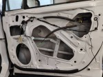 Subaru Forester gotowe na  wyciszenie wnętrza drzwi produktami Bitmat