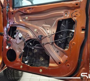 Ford Ranger wygłuszenie całego samochodu – zdjęcie 7